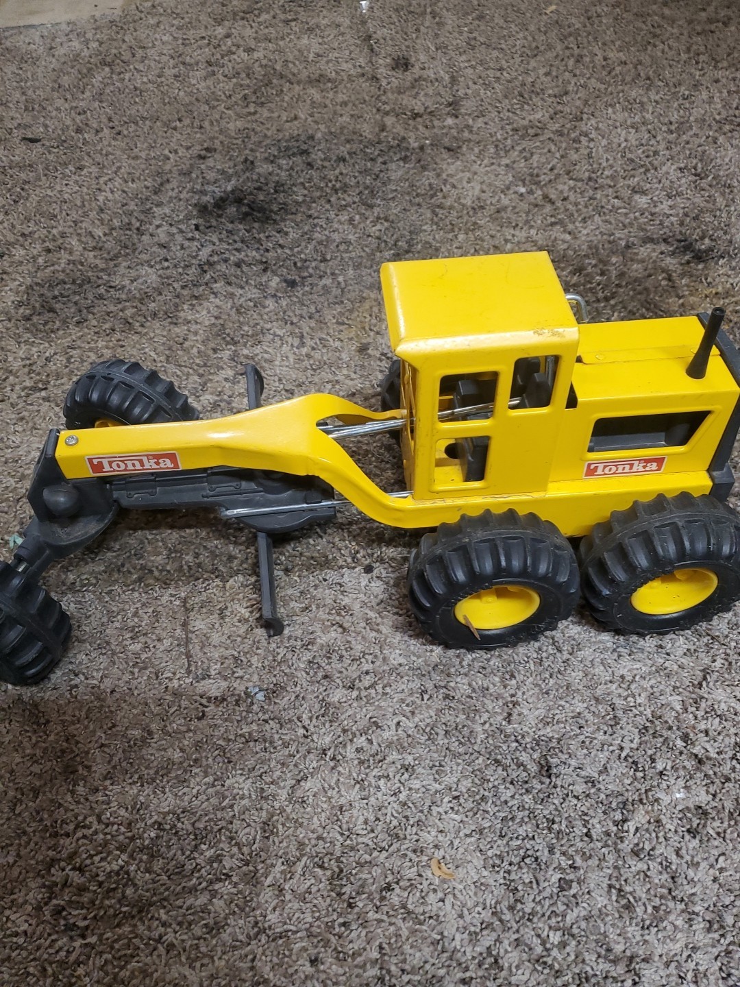 TONKA HASBRO 2012 ROAD GRADER #92510 STEEL PLASTIC / CLEAN!
