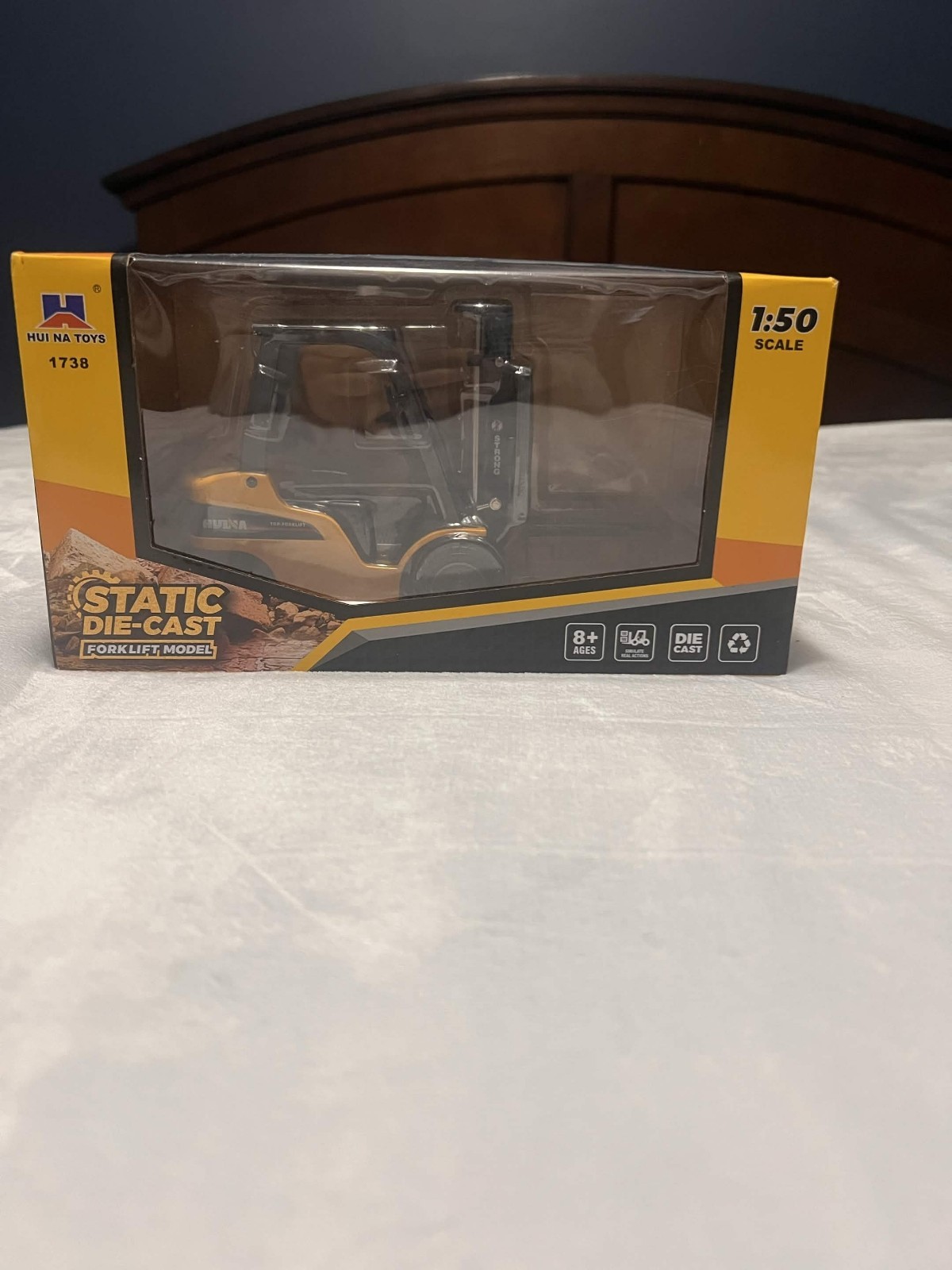 HUINA 1717 Professional Fork Lift Diecast Scale 1:50