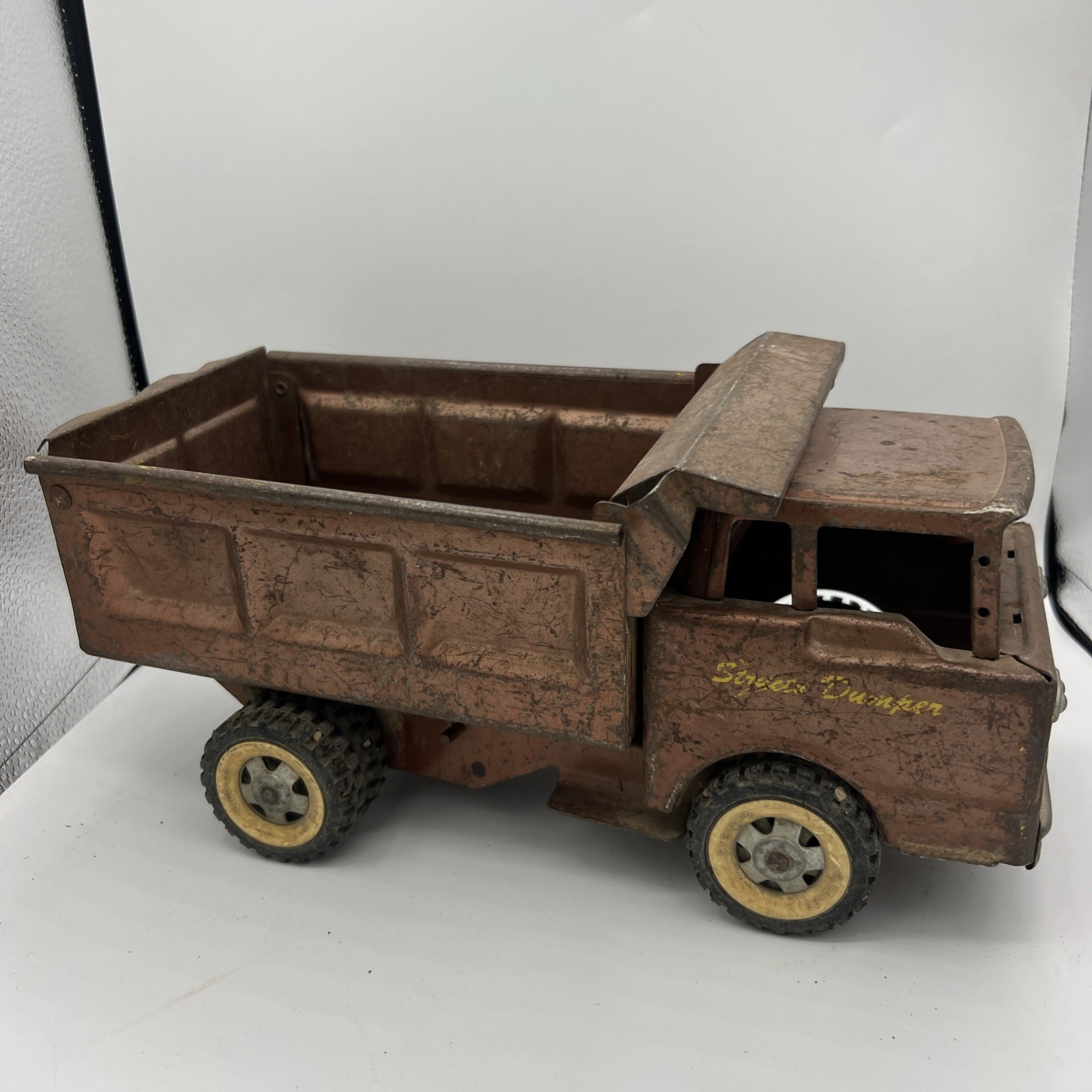 Vintage Structo USA Pressed Steel Dually Hydraulic Dumper Dump Truck