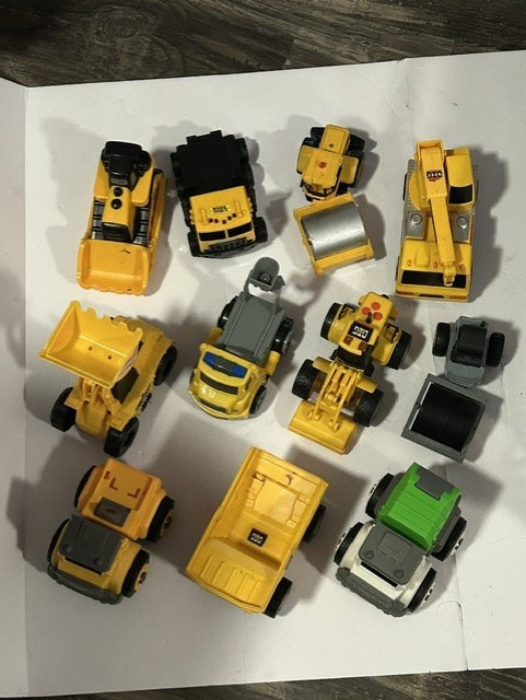 Lot of 11 DIG & Others Construction Dump Truck Loader Excavator Bulldozers Lifts