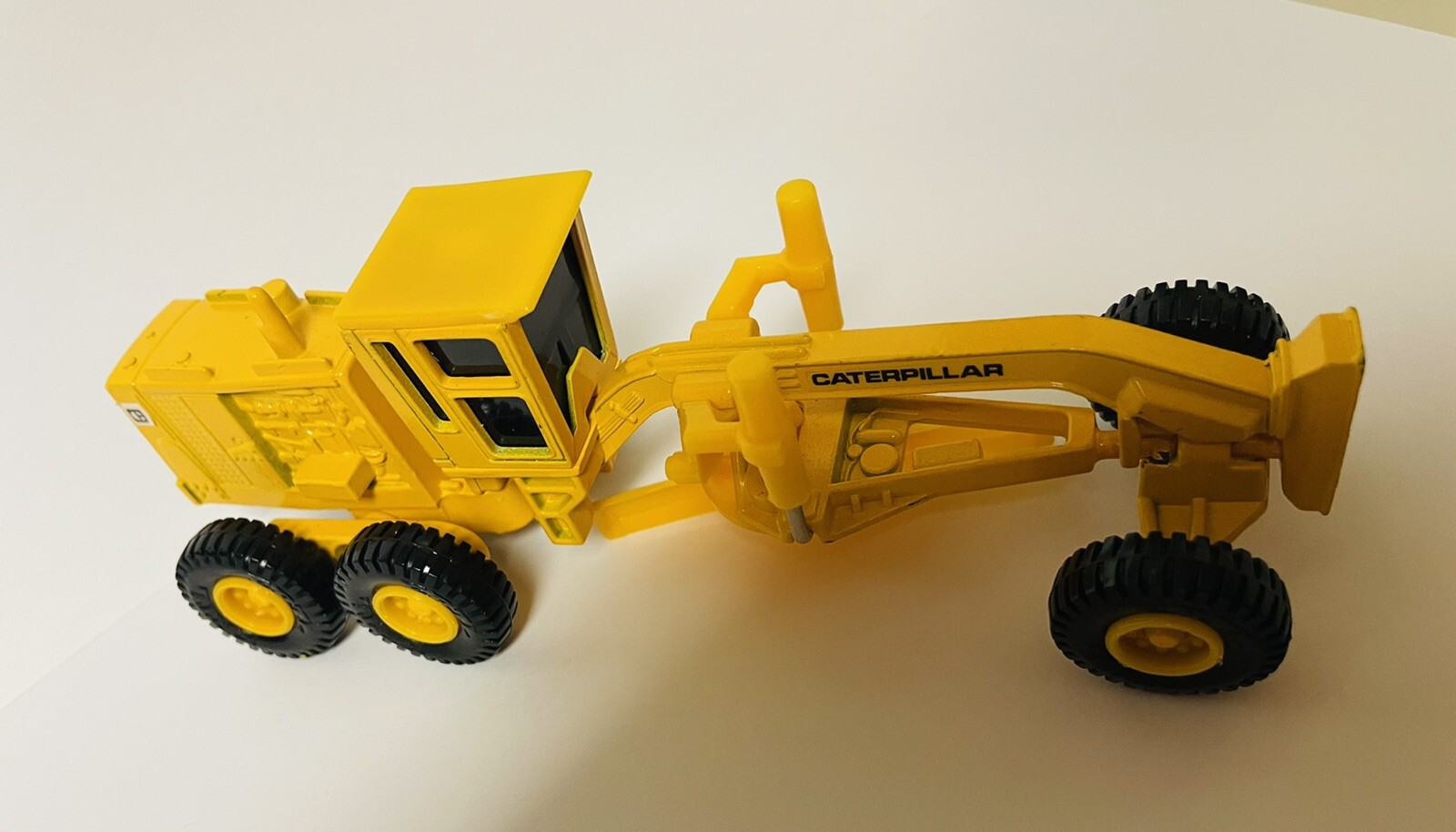 ERTL Caterpillar Road Grader