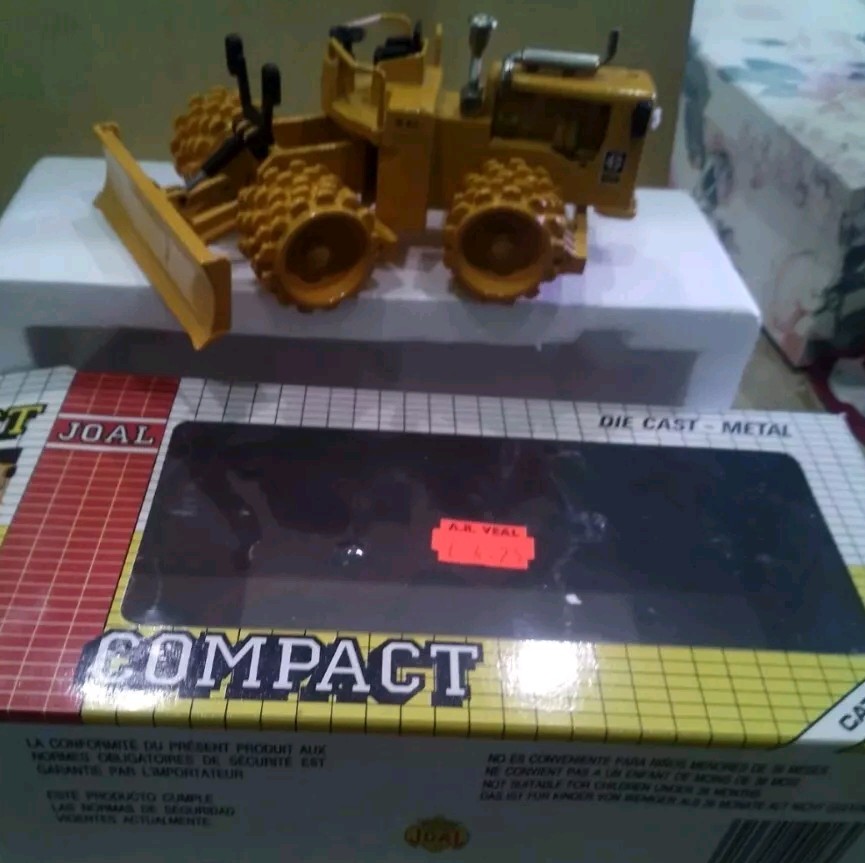 🚜 RARE Joal Compact 1:50 Caterpillar Compactor Cat 825-B REF 218 | RARE Joal CA