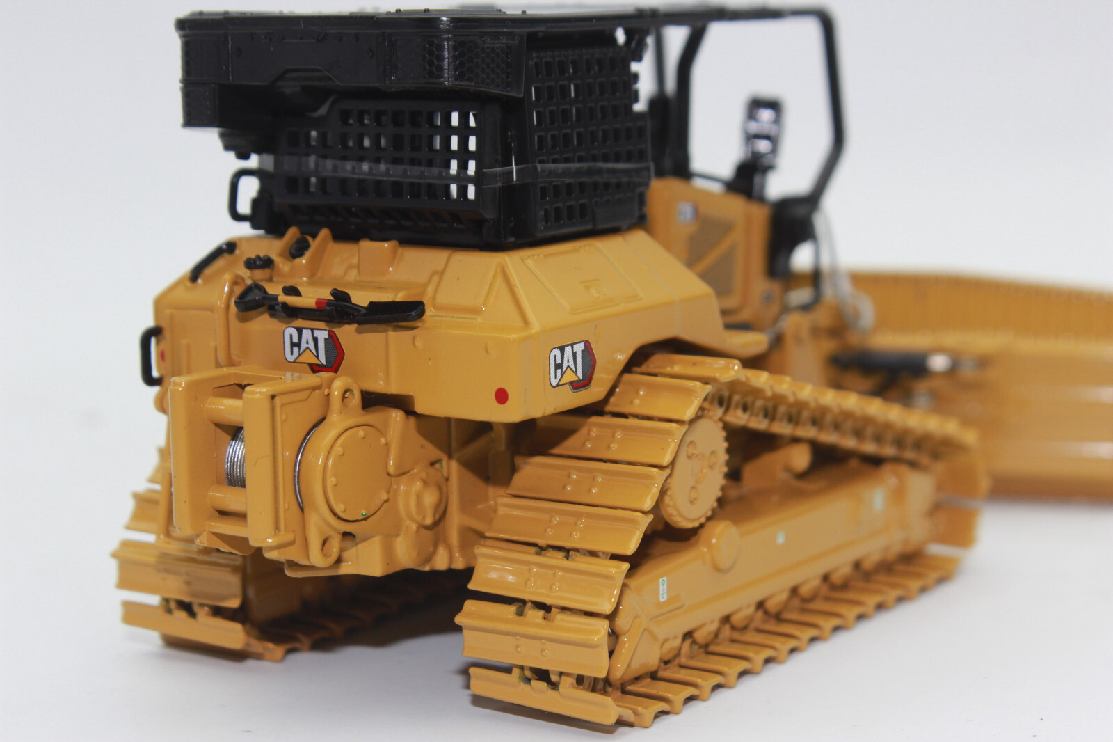 Diecast Masters 85952 CAT Caterpillar D5 LGP Fire Fighter Firefighting 1:50