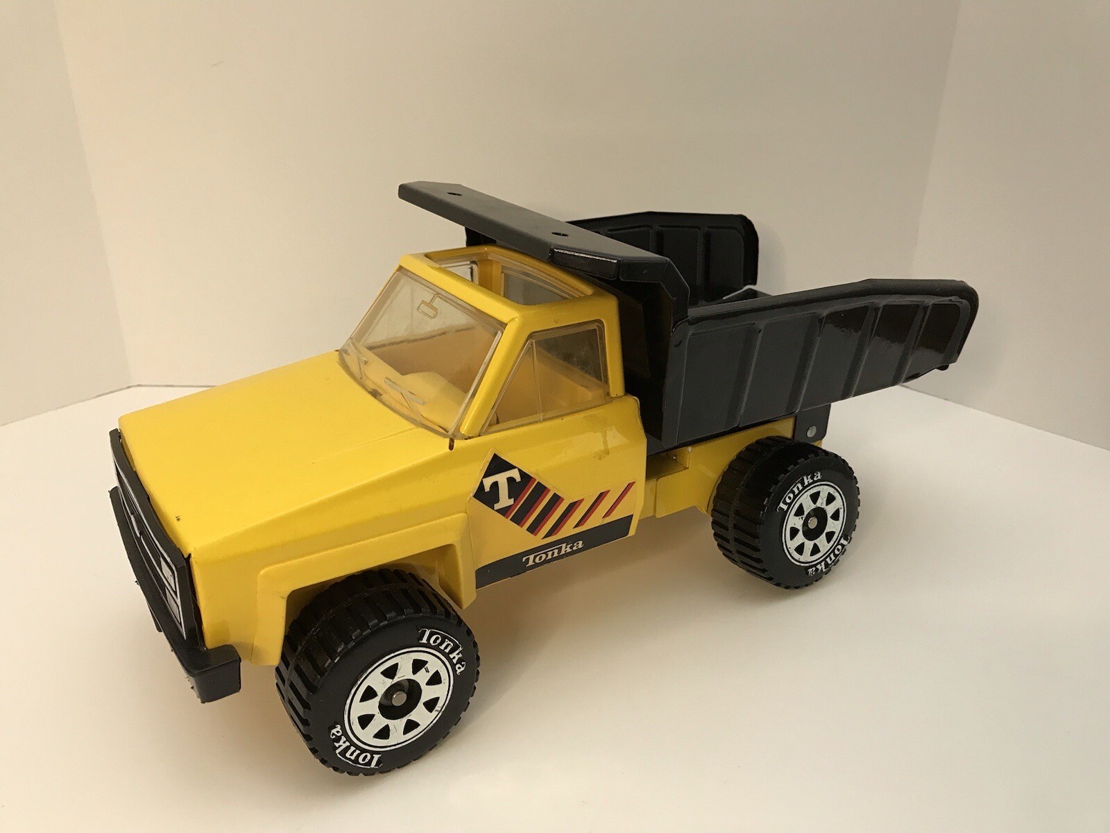 1983 Tonka Pickup Dump Truck 51070 Pressed Steel Vintage Metal Toy Made in USA