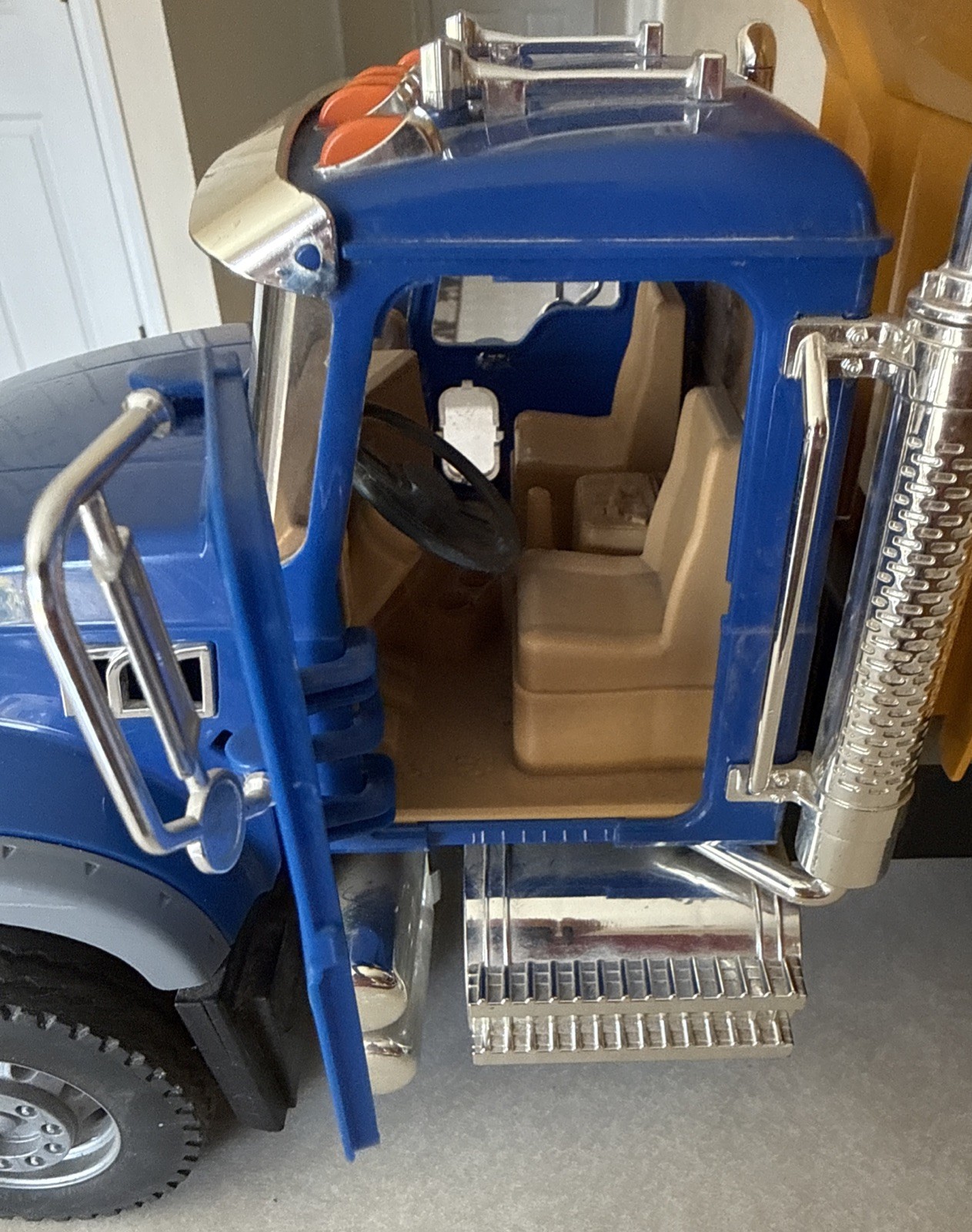 BRUDER Granite MACK Dump Truck, 20 in. Blue Yellow In Great Shape