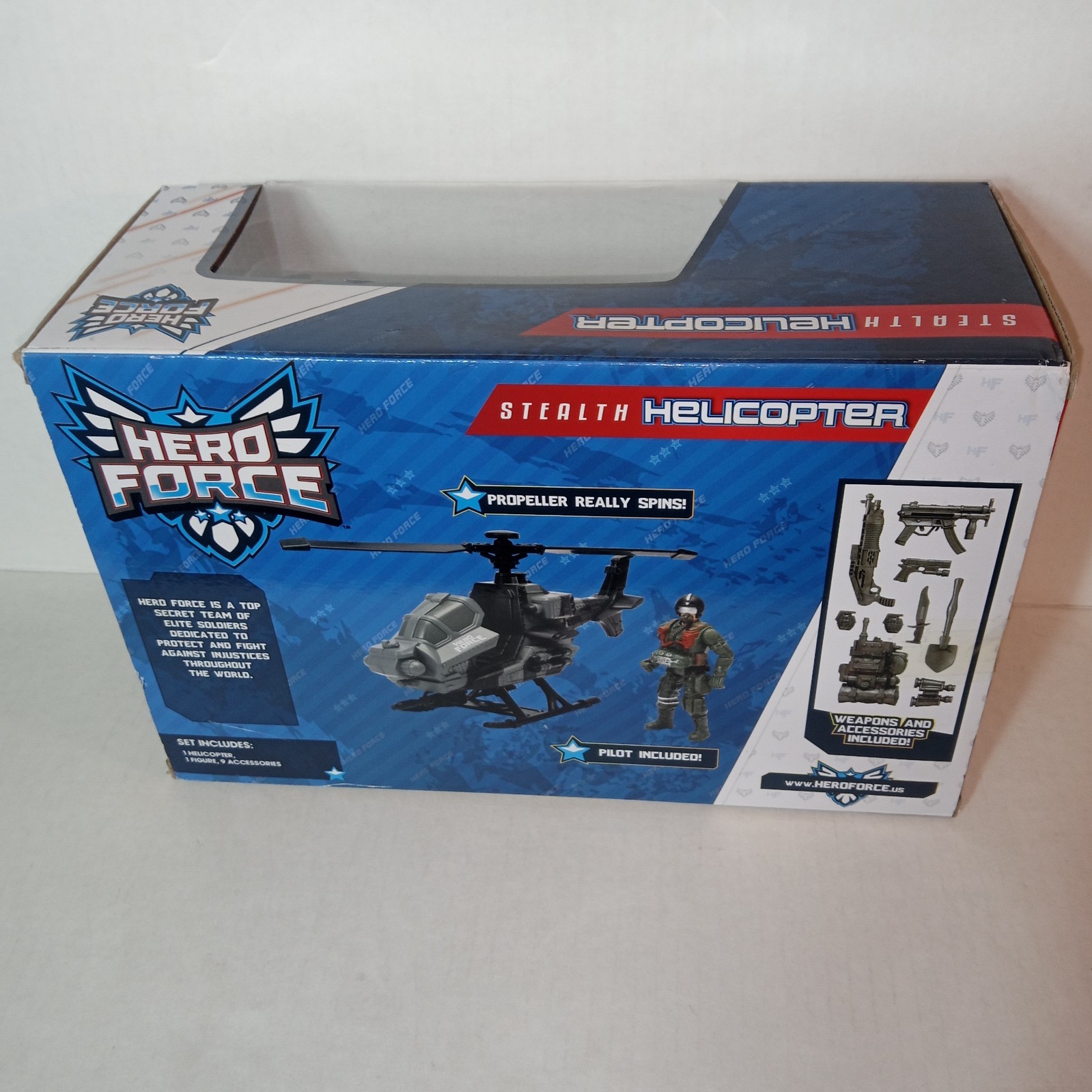 Blip Toys Hero Force Stealth Helicopter 1 Set 3 3/4 inch Pilot Action Figure