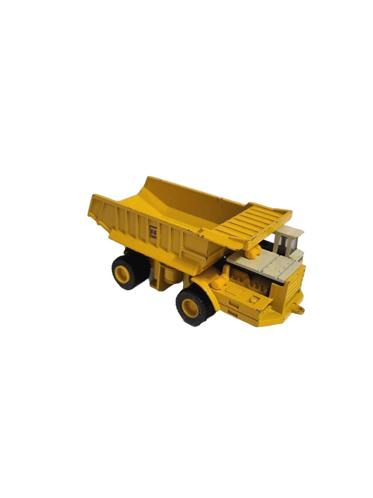 The ERTL Co. International Harvester Hydraulic Earth Mover Dump Truck Hong Kong