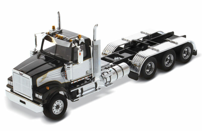 Die-cast Masters 71066 Western Star 4900 SF Day Cab Tridem Tractor B/W 1/50 MIB