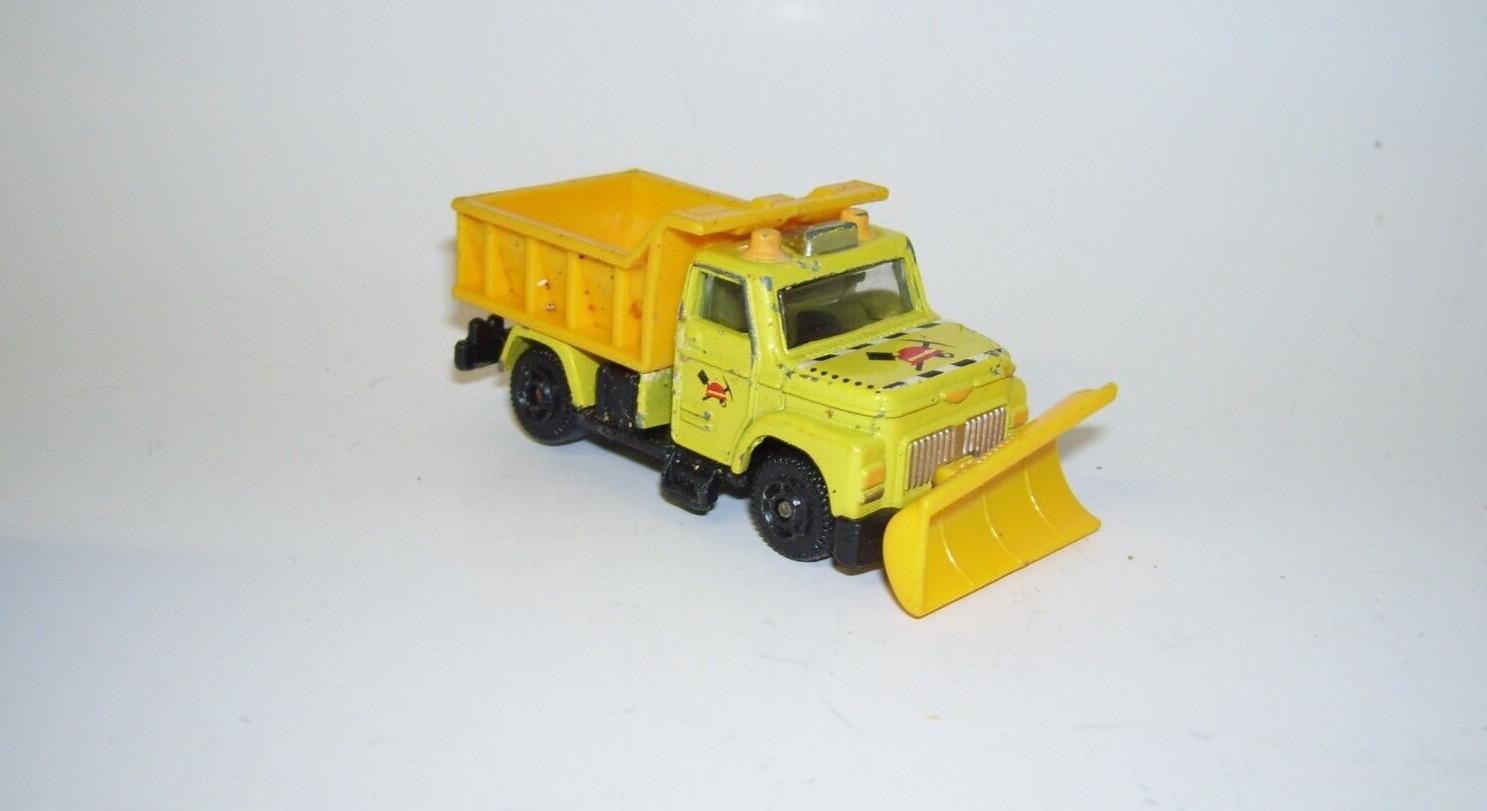 Die Cast Rock Mack Maintenance Truck