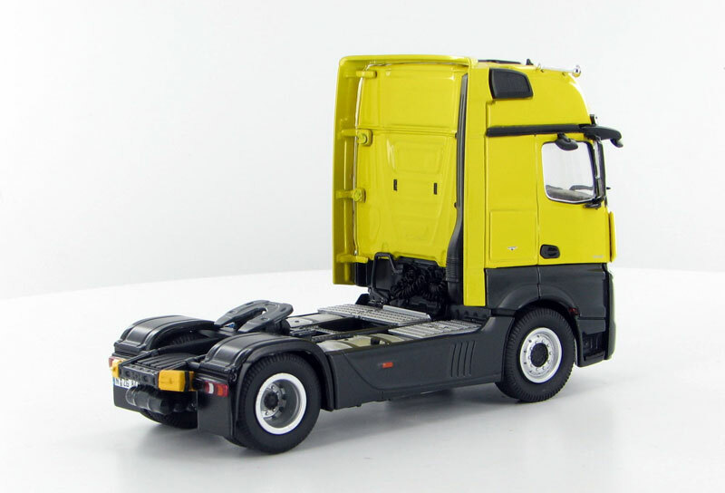 NZG 1/50 Mercedes-Benz Actros FH25 GigaSpace 4×2 Cab in yellow #844-07 *sealed*