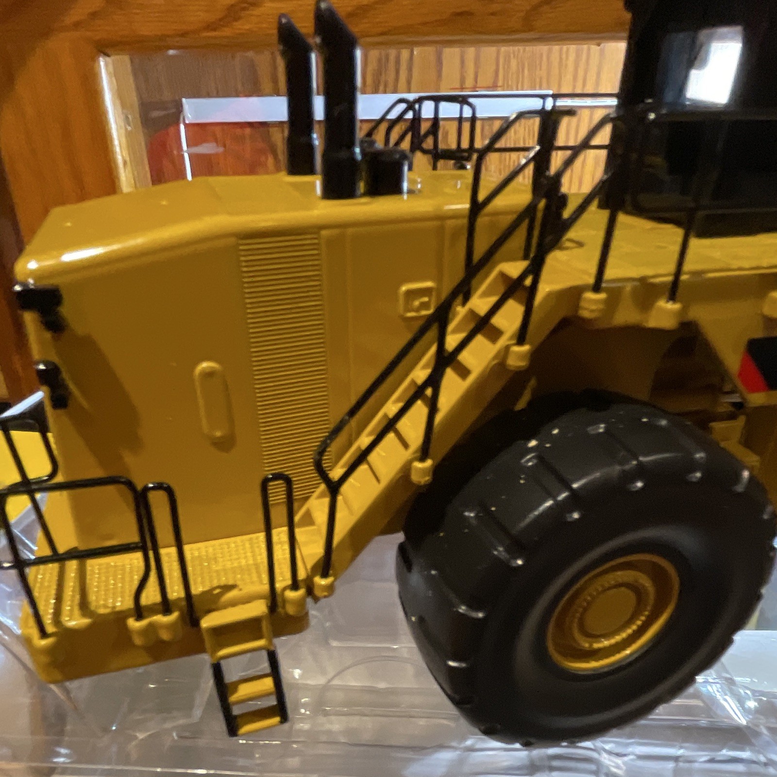Caterpillar CAT 993K Wheel Loader Diecast Model 1:50 Yellow Black w/ Case