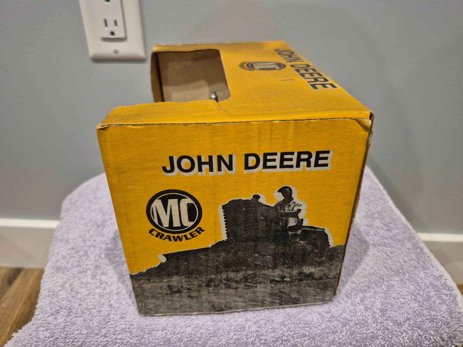 SPECCAST JOHN DEERE MC CRAWLER 1/16 SCALE DIECAST JDM 076 NEW OLD STOCK