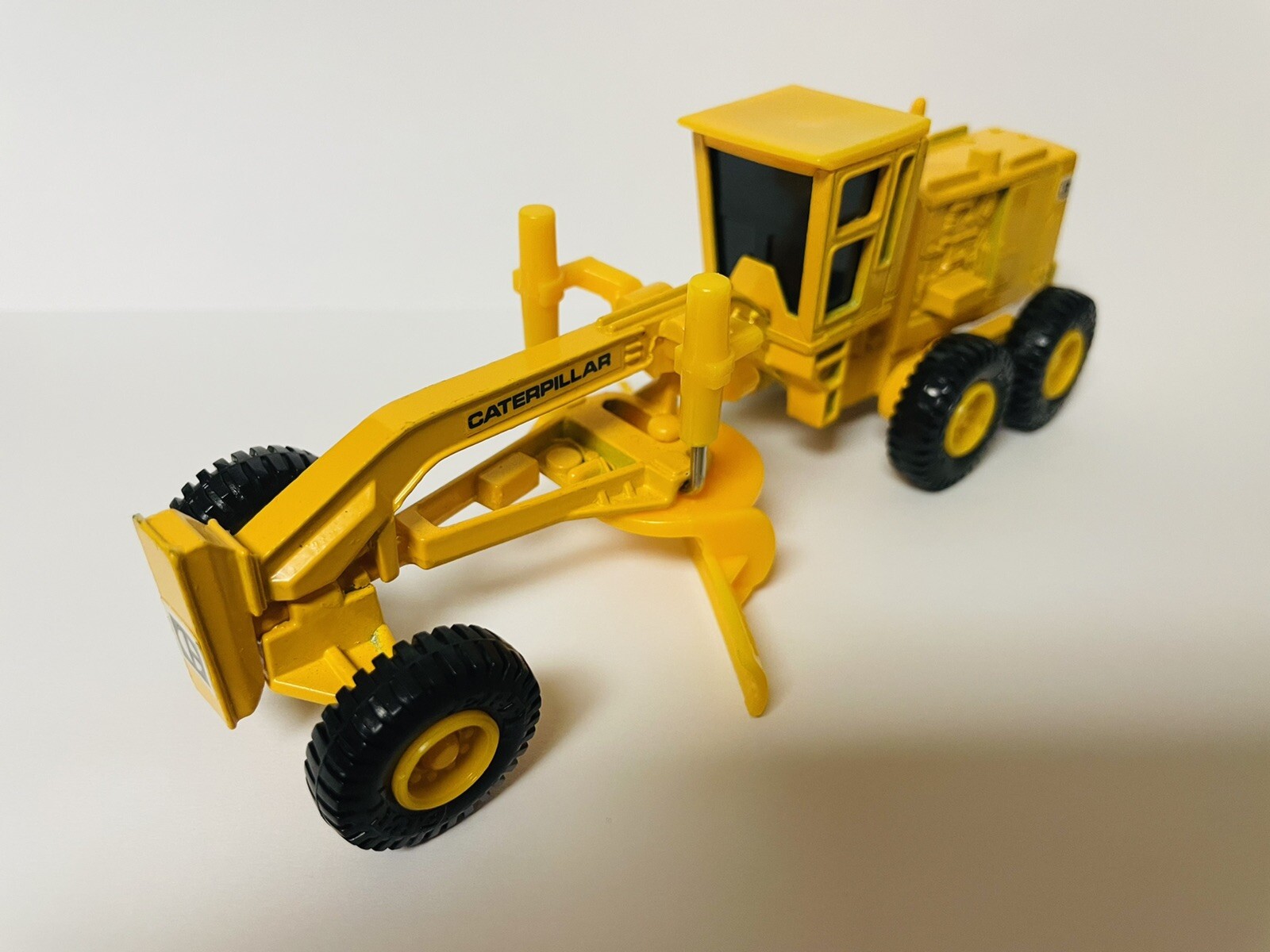 ERTL Caterpillar Road Grader