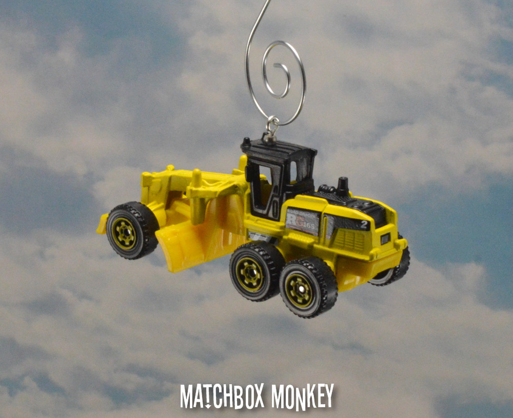 Mini Construction Road Grader Dozer Excavator Christmas Ornament CAT Deere Volvo