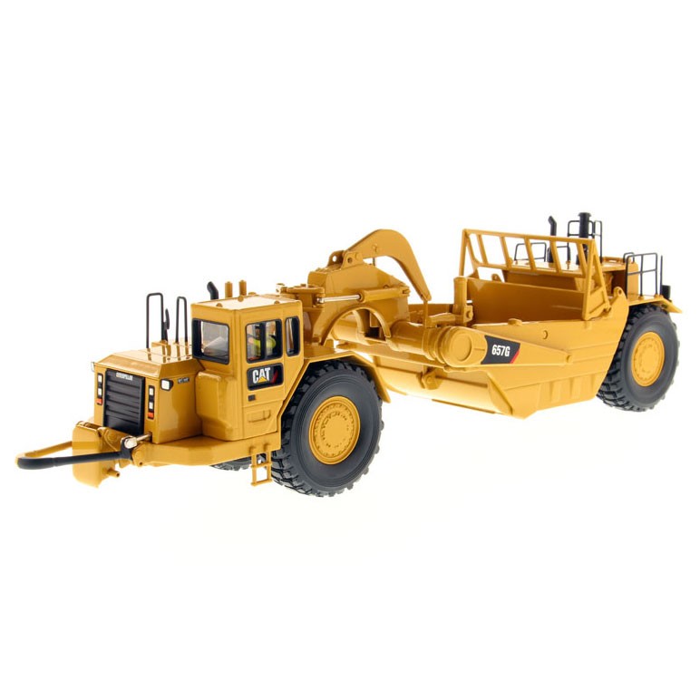 1/50 Caterpillar CAT 657G Wheel Tractor Scraper by Diecast Masters 85175