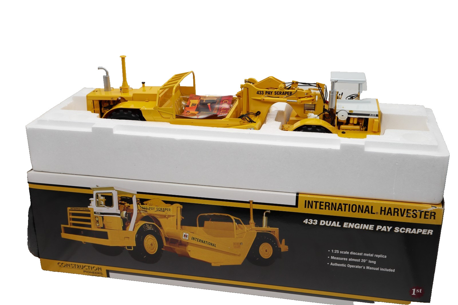 Vintage/New | First Gear International Harvester | 433 Dual-Engine Pay Scraper