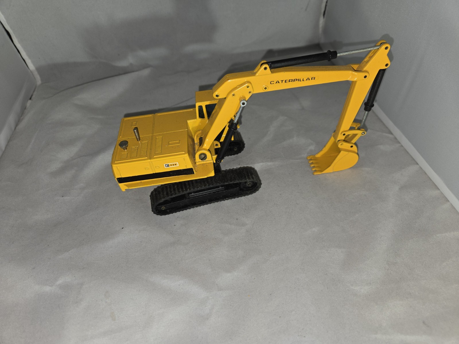 Joal Spain 1:70 CATERPILLAR HYDRAULIC EXCAVATOR 225 1st.Edition #216 `78 RARE