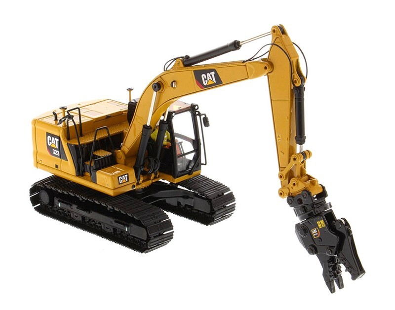 Diecast Masters Caterpillar 323 Next Gen Excavator with work Tools 1:50 85657