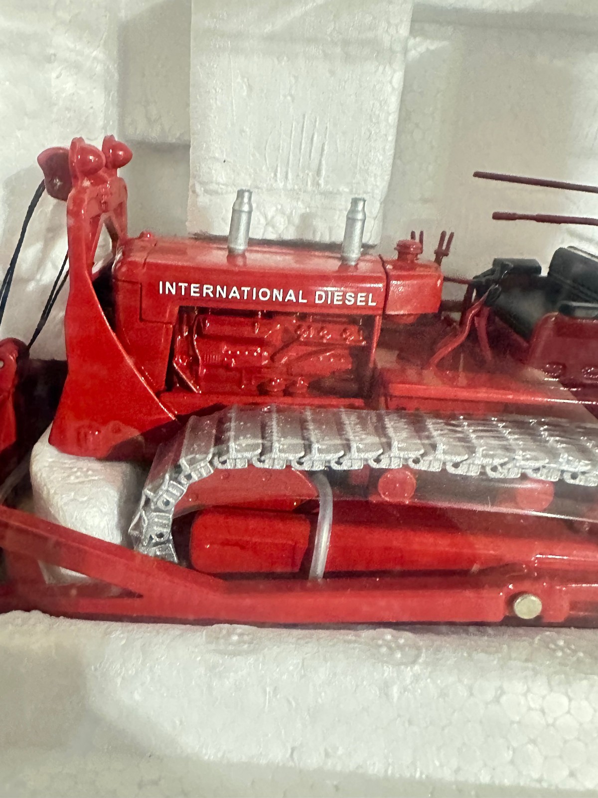 International TD-24 Crawler With Cable Control By SpecCast 1/50th Scale
