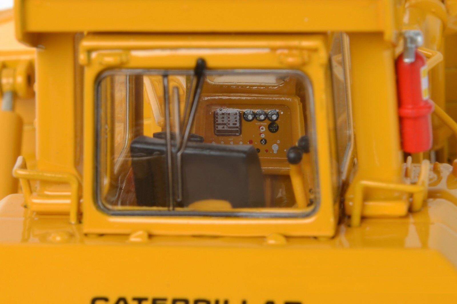 Caterpillar Cat D9L Dozer with Multi-Shank Ripper – CCM 1:48 Scale Model New