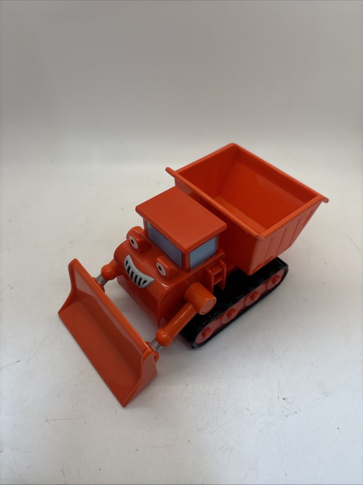 Bob The Builder Muck Bulldozer Truck Toy Plastic Red Construction Vehicle