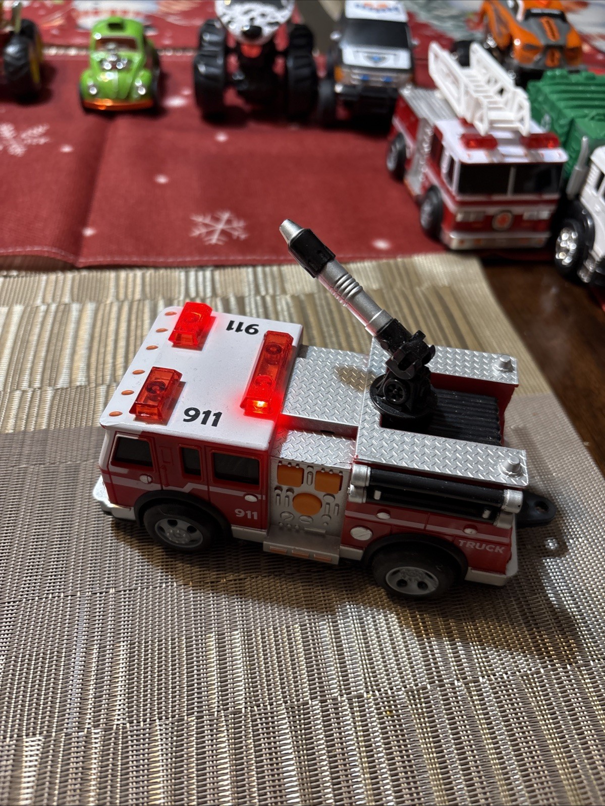 Maxx Action FIRE TRUCK 911. with light & sounds, Test And Works B85