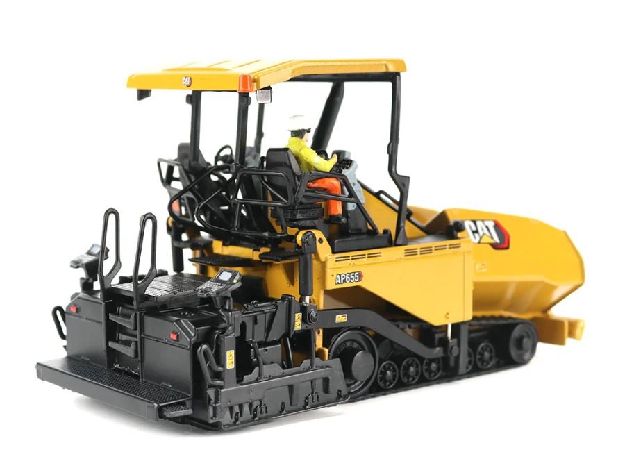 DIECAST MASTERS,Caterpillar AP655F finisher with operator, Modern Hex drive, …
