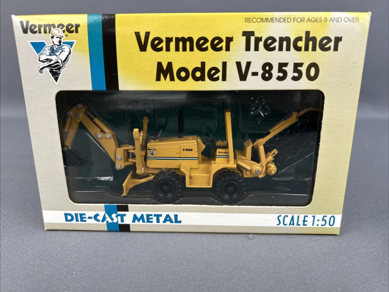 Vermeer 1/50 Scale Trencher Model V-8550 Diecast #9513-001 NIB