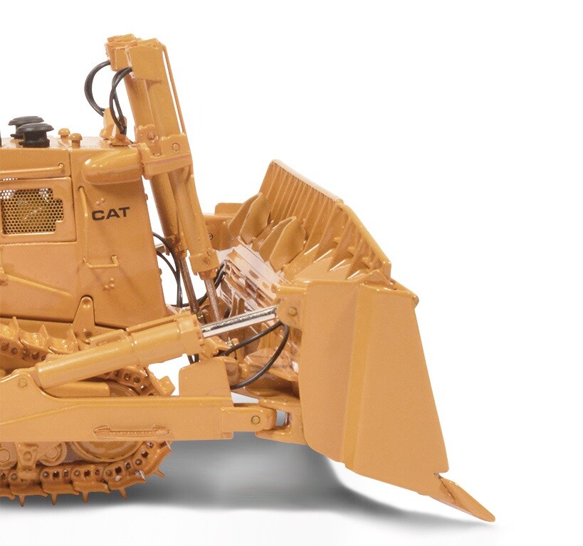 Cat D11N Dozer with U-Blade and Multi-Shank Ripper – CCM 1:48 Scale Model New