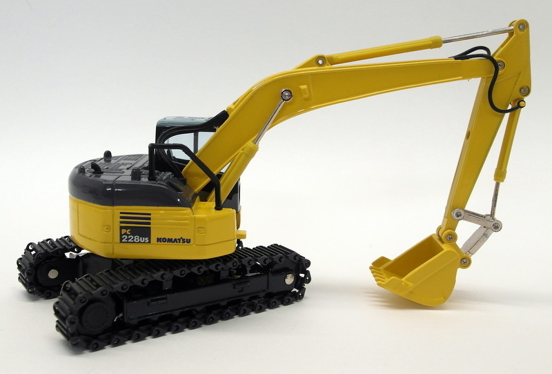 Tomica 1/43 Scale Diecast – PC228US Galeo Komatsu PC228 US Excavator