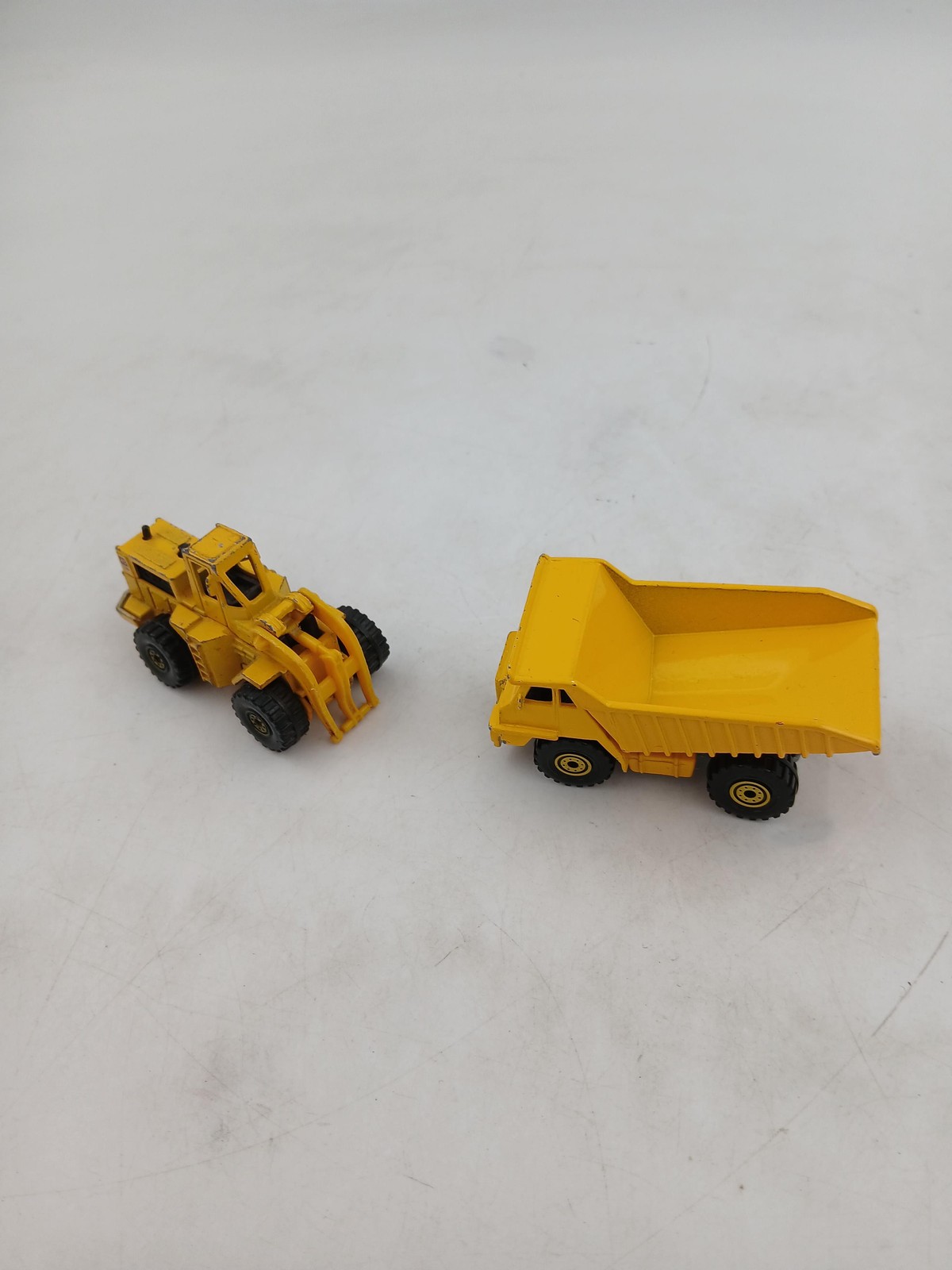 Vintage Hot Wheels Construction Vehicles Lot 2 Yellow Dump Truck Loader Toy