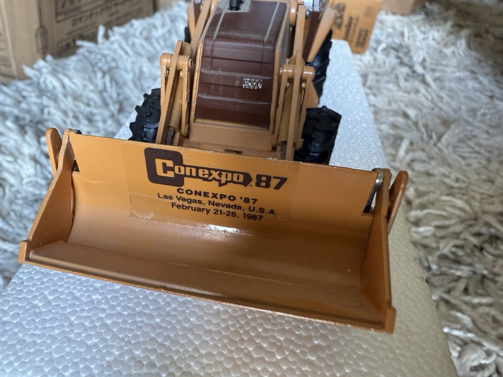Rare! 1:35 Scale Case 580K Backhoe Loader – CONEXPO 87