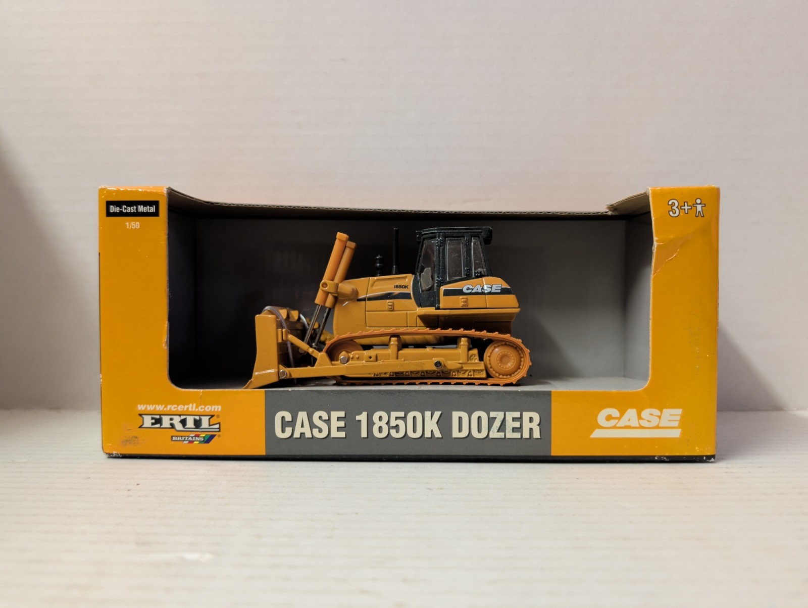 Ertl 14306 Case 1850K Bulldozer 1/50 MIB