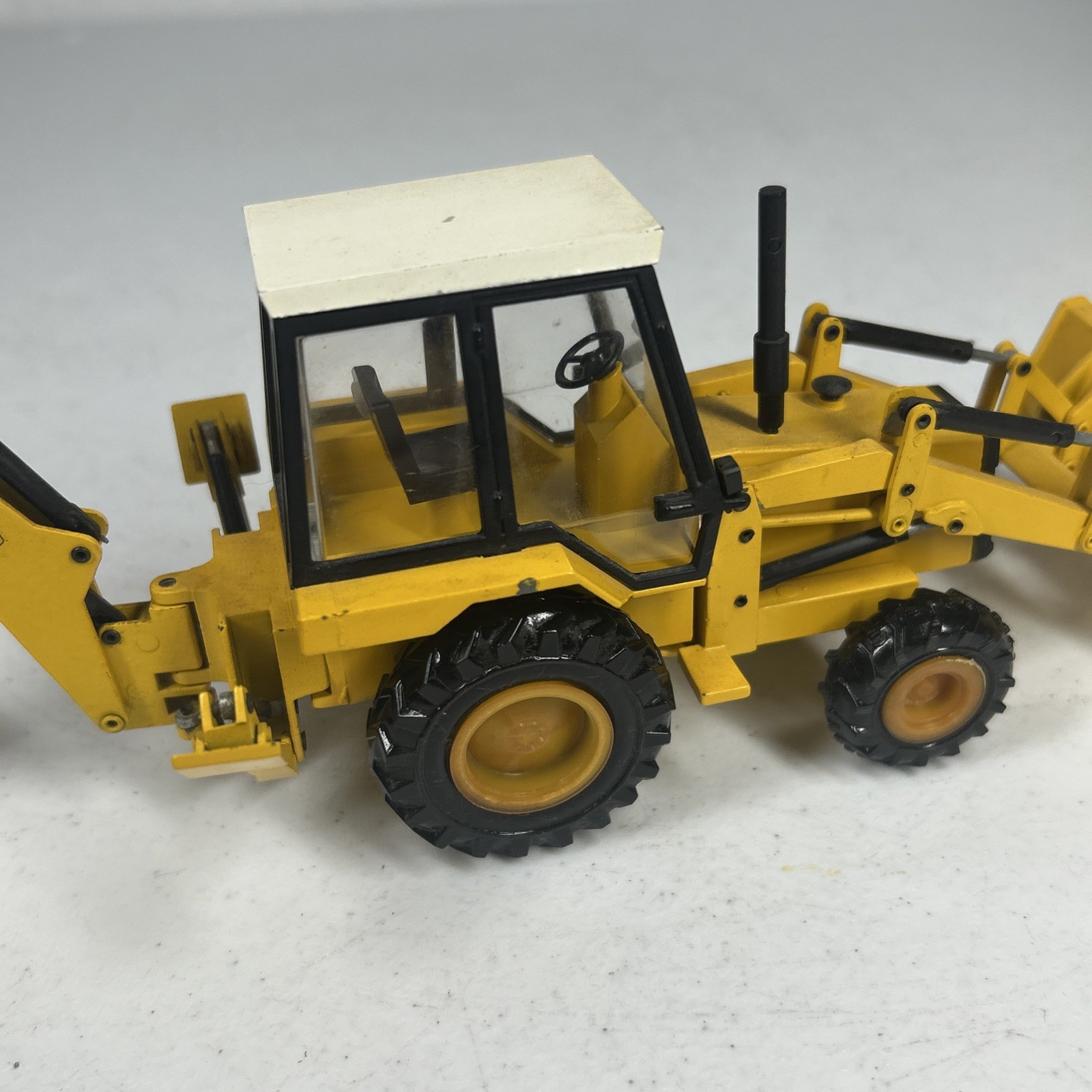 NZG #2771 JCB 1400B Excavator Loader In Box Great Condition