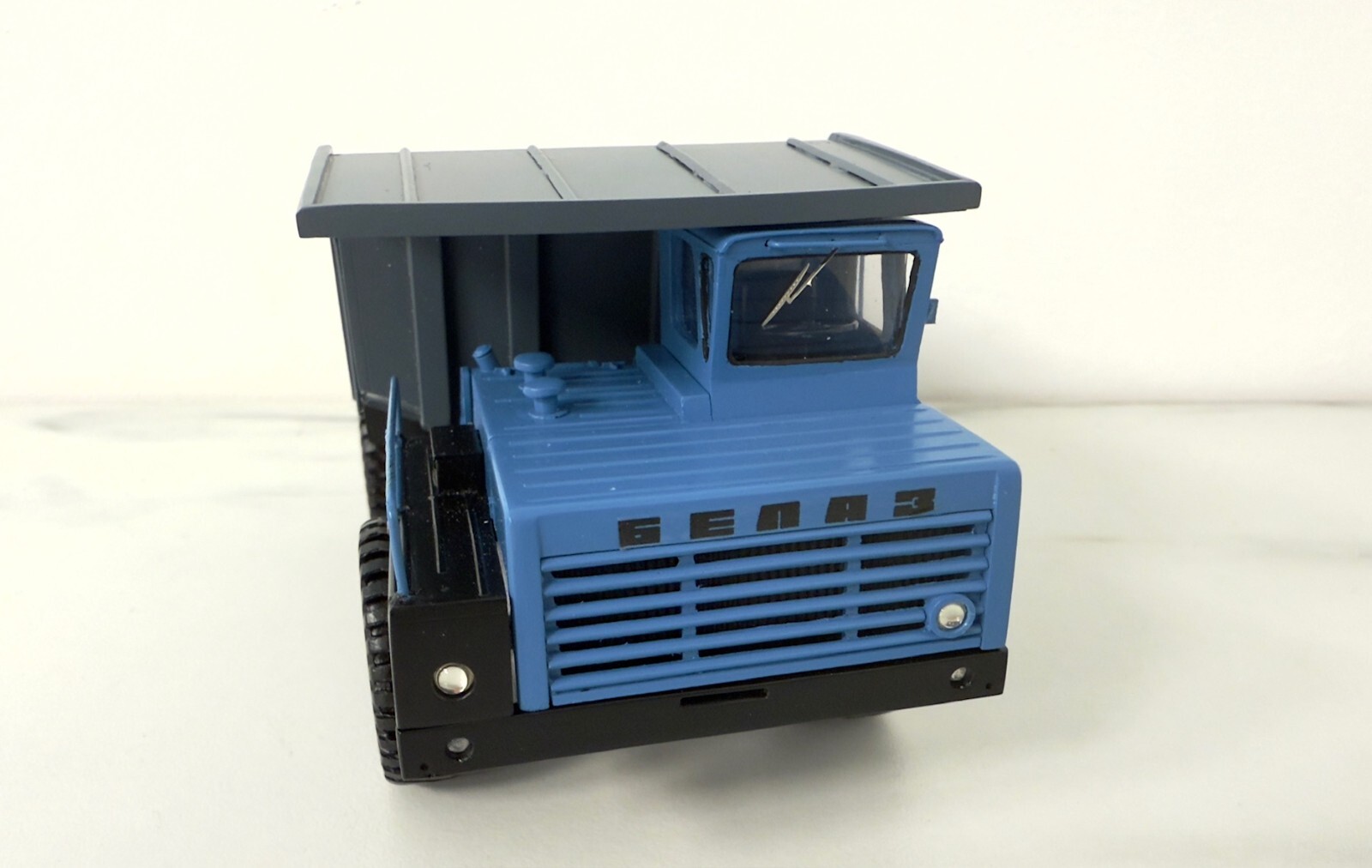 Resin 3D 1/50 BelAZ 540A Dump – Grey – Custom Built by Fankit Models