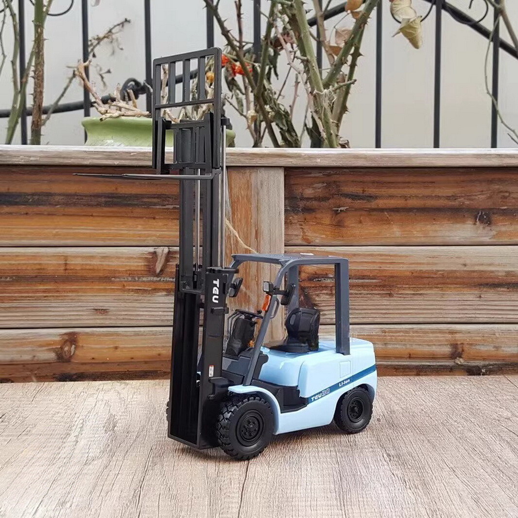 1/20 Scale TEU 30 Forklift Truck Diecast Model Toy Collection Gift NIB