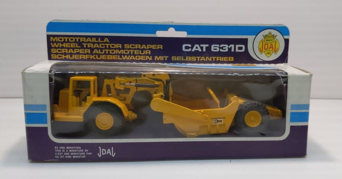 Joal 219 1:70 Scale Caterpillar 631D Scraper LN/Box