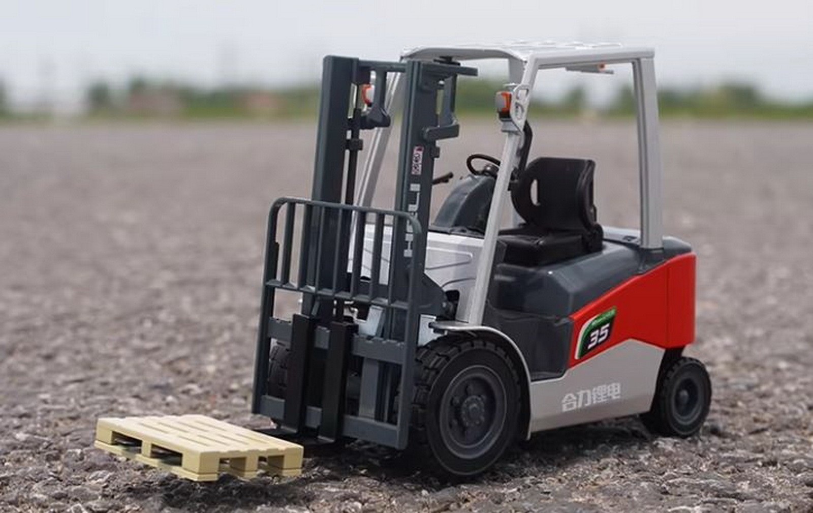 1/18 Scale HELI G2 Series 3.5T Battery Forklift Truck Diecast Model Toy Gift NIB