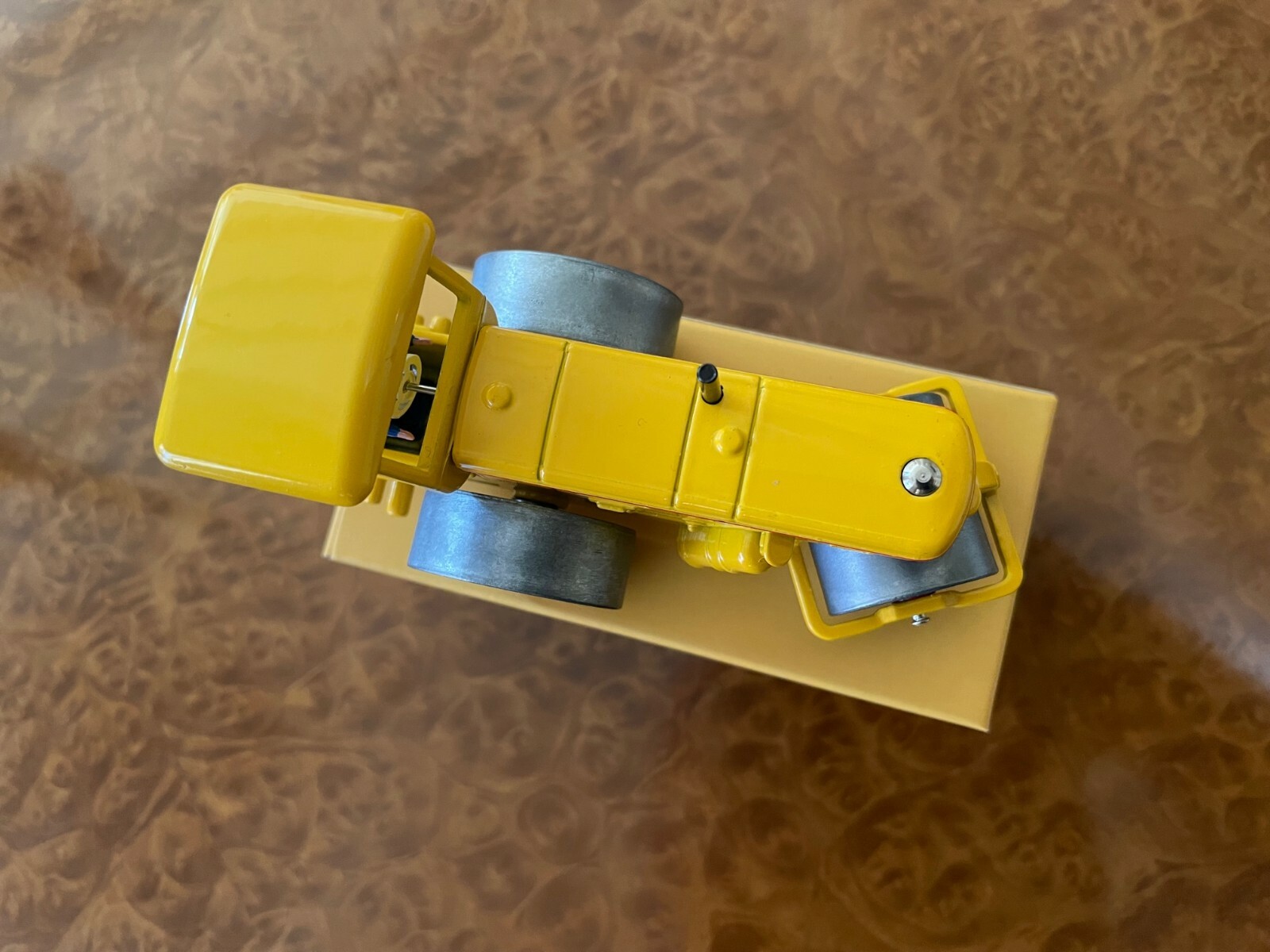 Dinky Toys | 1:50 | Richier Vintage Soil Compactor w/ Operator Fig. | No. 830