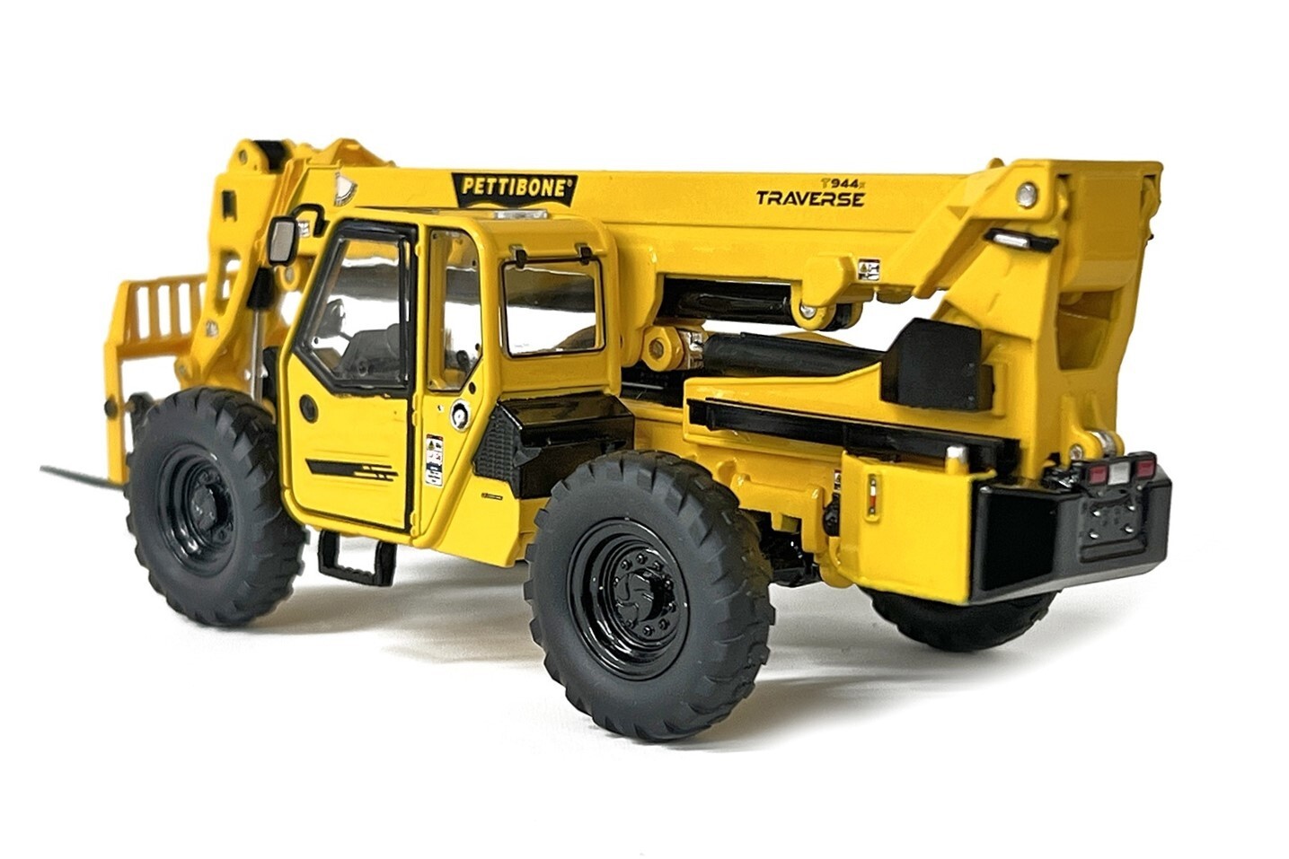 Weiss WBR036 Pettibone TRAVERSE T944X Telehandler w/Fork 1/50 Die-cast MIB New