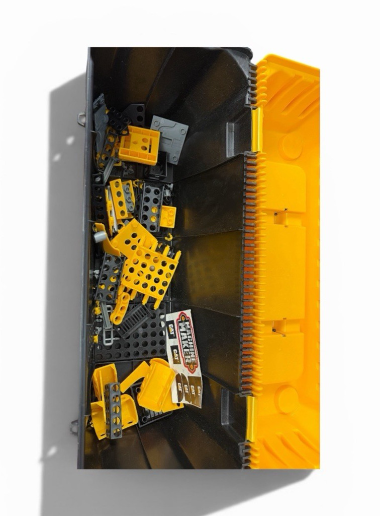 CAT Machine Maker 272 Pc Construction Building Toy 3-in-1 w/ Many Parts Manuals