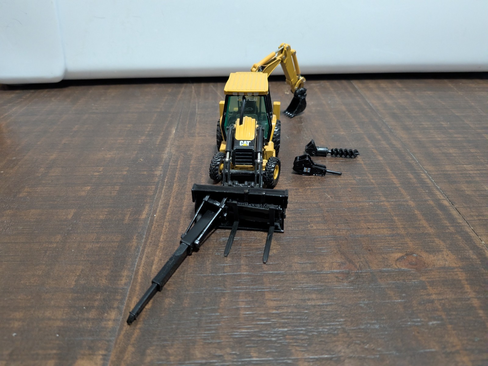 CAT 432ED Side Shift Tractor Backhoe + Work Tools 1/50 Die-cast