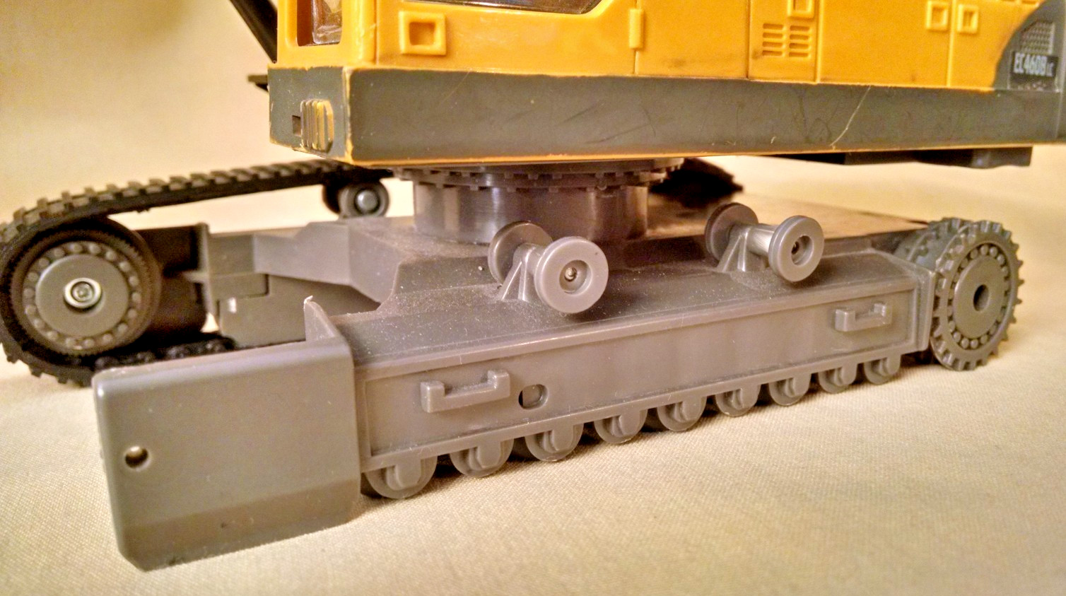 Volvo Excavator EC460B LC New Ray Parts Restoration Plastic Lights Sounds Tracks