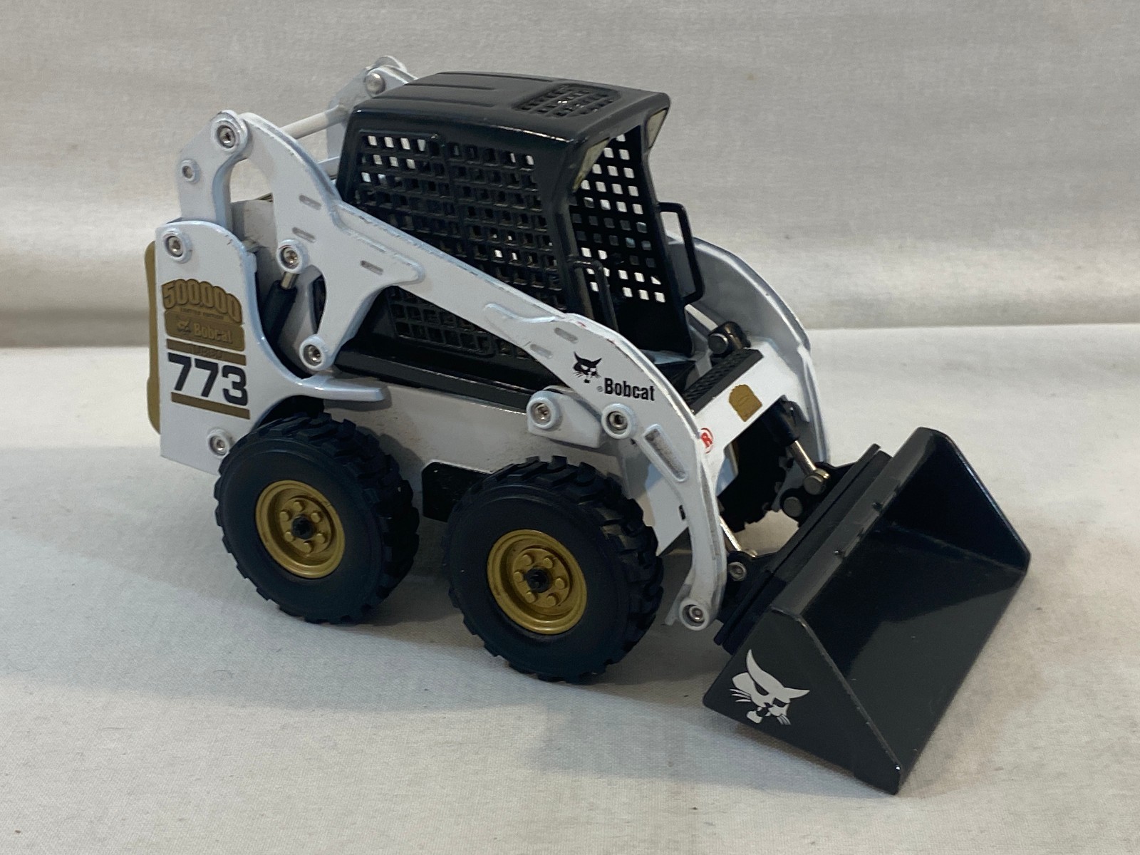 Toy Bobcat 773 Limited Edition Skid Steer Loader 1:25 Scale EUC
