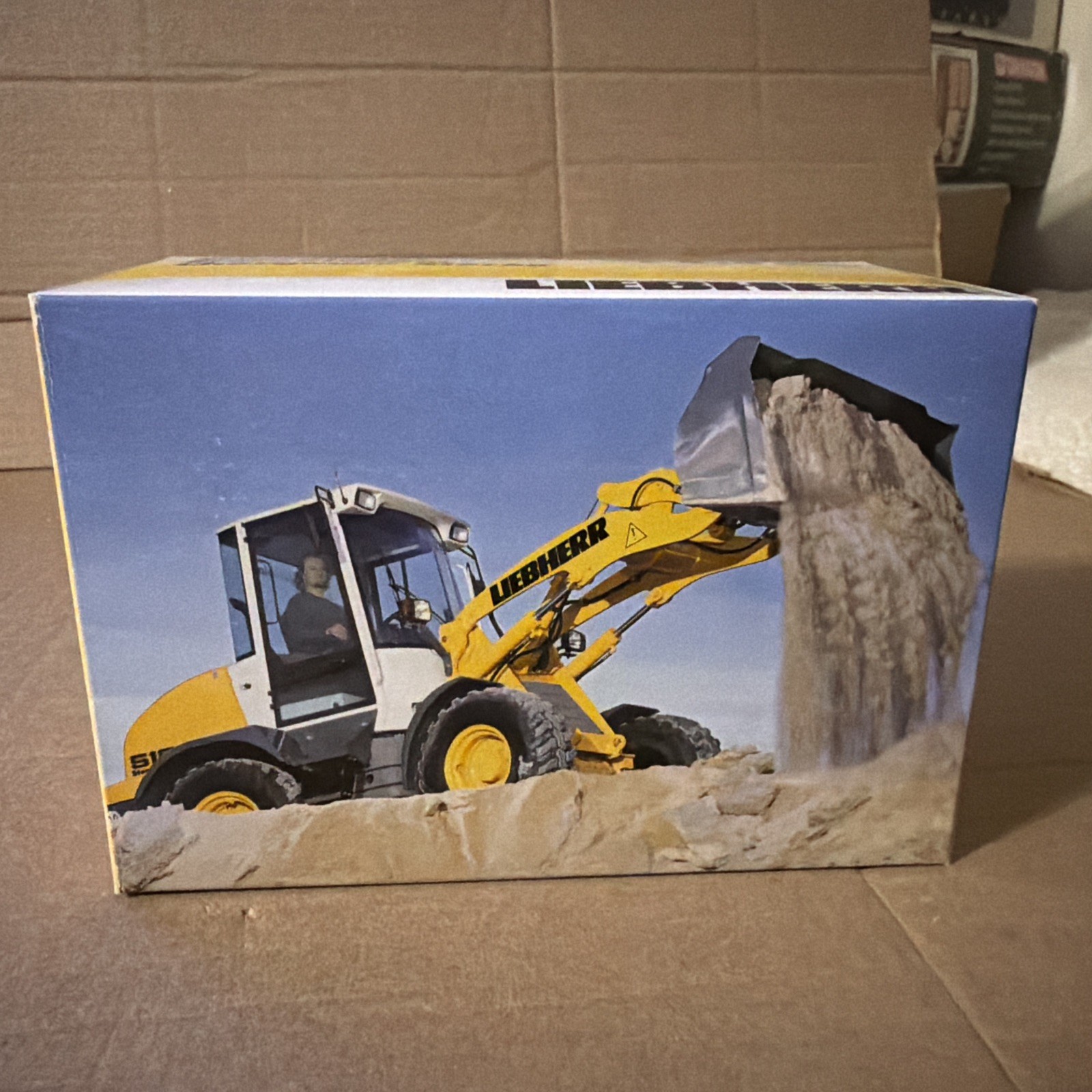 Liebherr L510 Stereo Wheel Loader NZG 1:50 Scale Model #543 Mint New