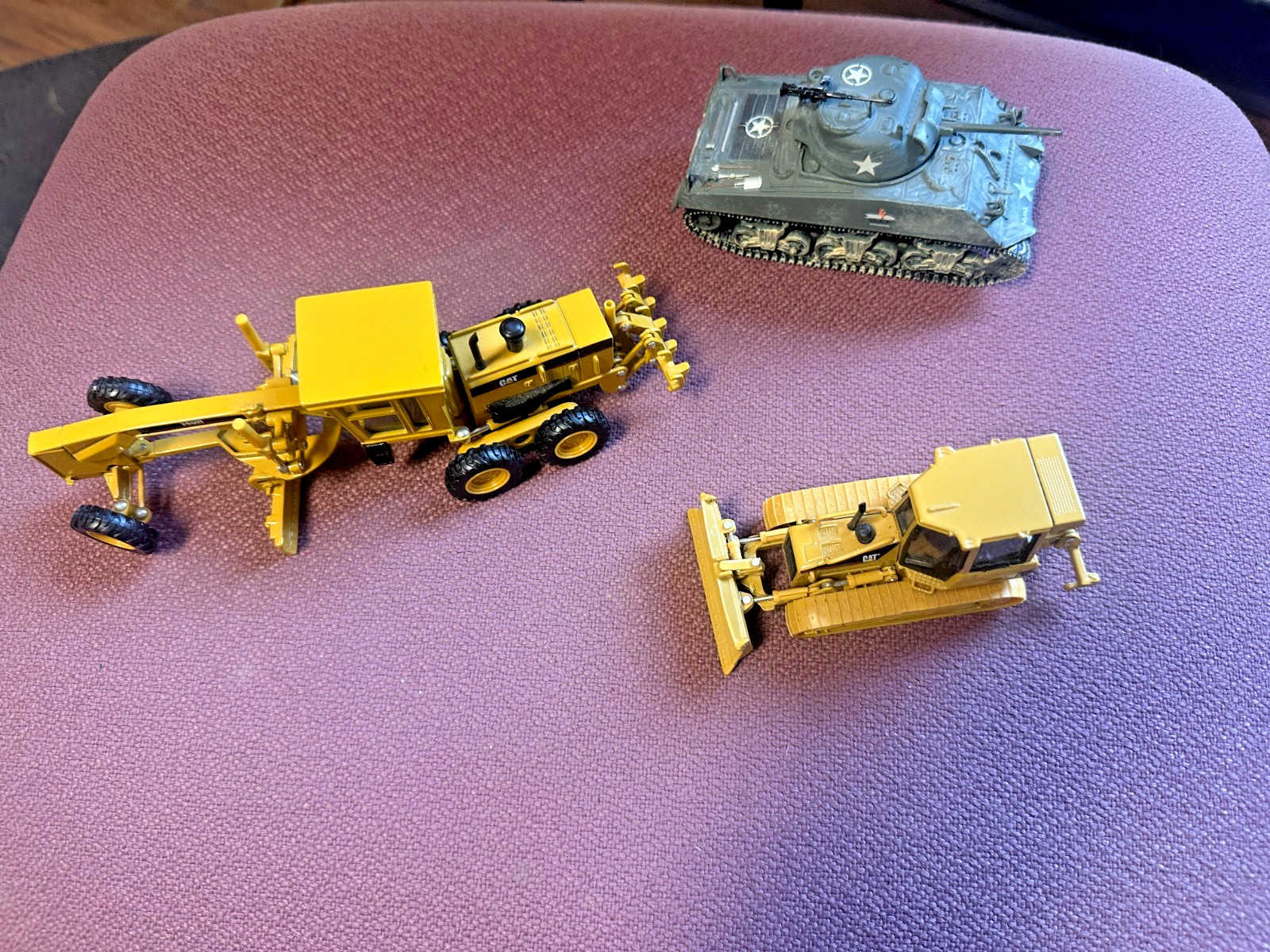Norscot 4035 Caterpillar Grader and 4040 bulldozer plus a Corgi Tank