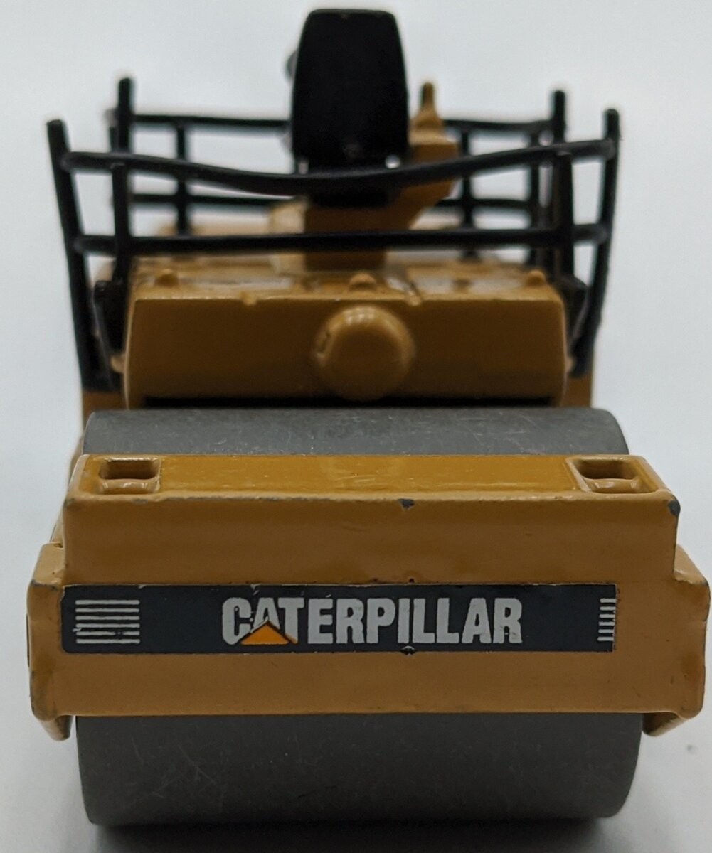 Joal 248C 1:50 Caterpillar CB534 Roller