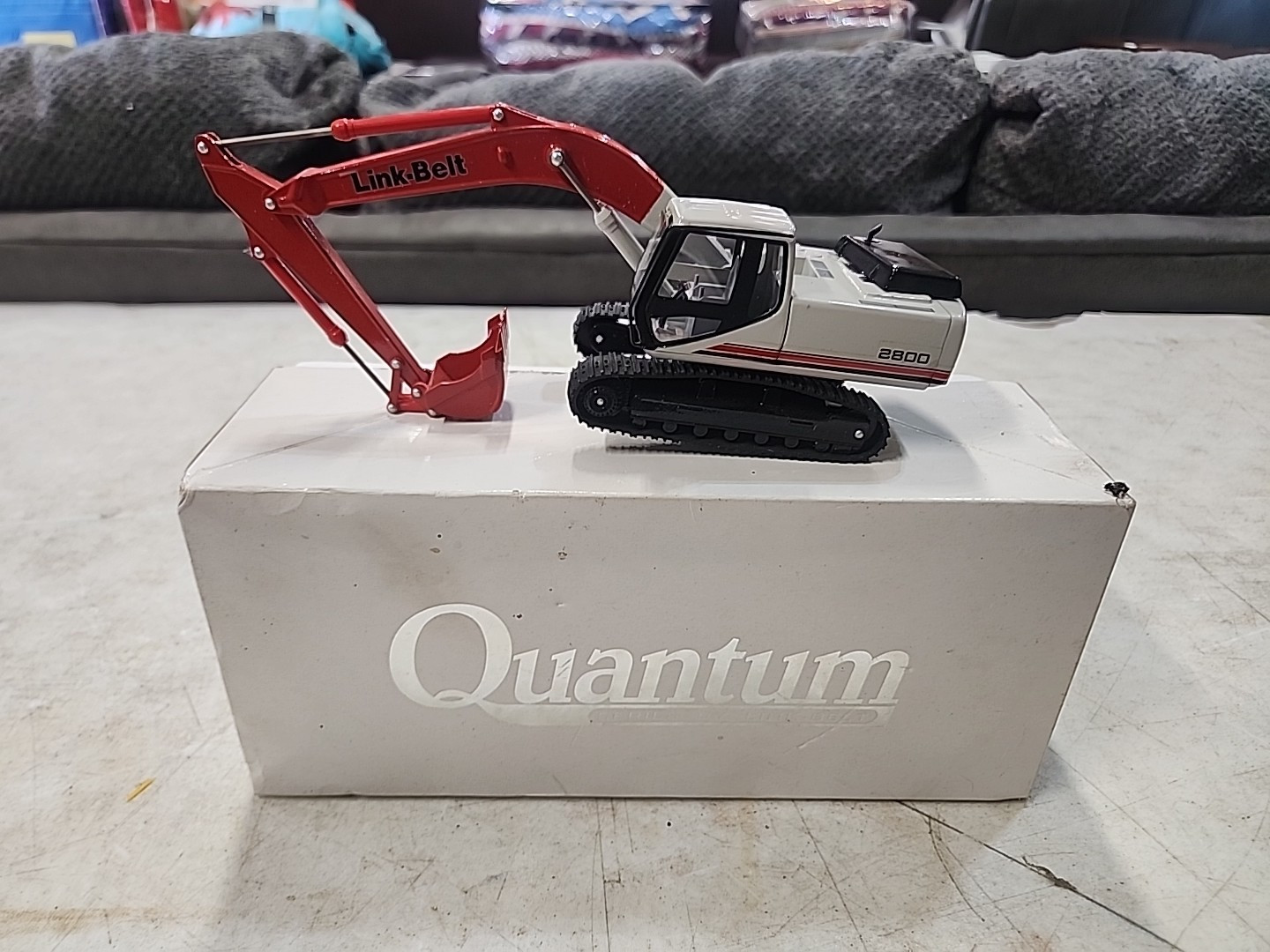 Link-Belt 2800 Excavator – Modeling 1:40 Scale Diecast Model