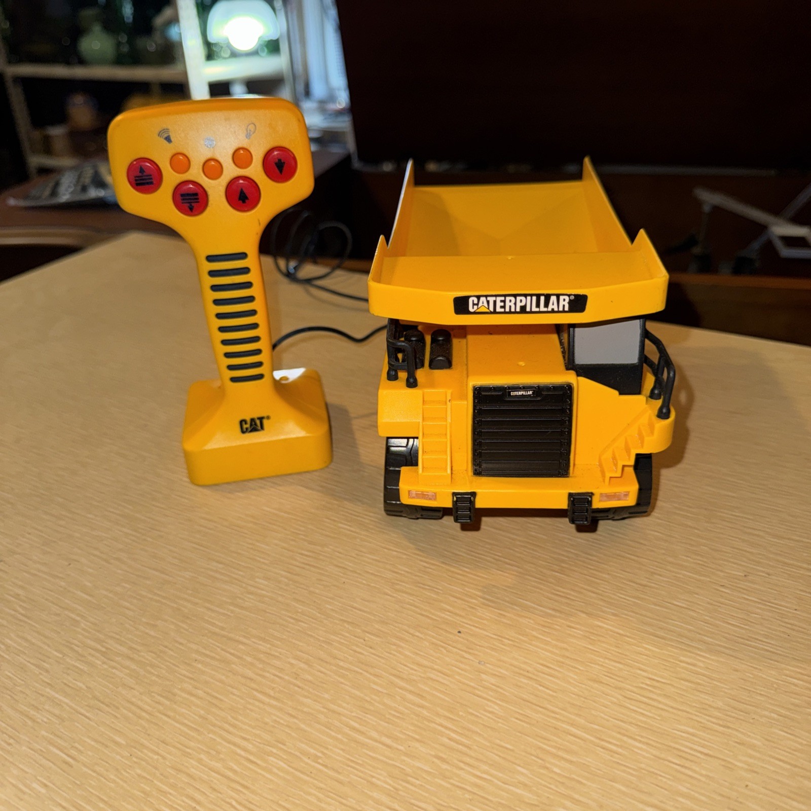 Vintage Toy State CAT Caterpillar Wired Remote Control Dump Truck Working 1990s