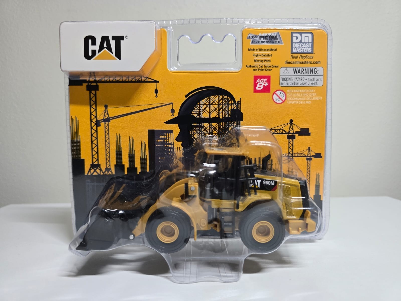 Diecast Masters 1/64 Caterpillar 950M Wheel Loader 84646CS NEW